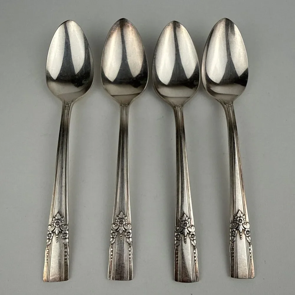 Lot of 4 Wm A Rogers Oneida Ltd ARTISTIC Silverplate Teaspoons 6